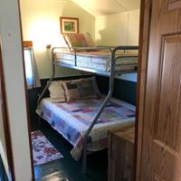 cabin 3 bedroom 2